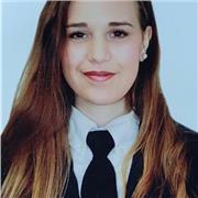 Hola, soy Isabel, Estoy cualificada para dar clases de todas las materias de la ESO, he realizado el Bachillerato de ciencias de la salud, he finalizado Anatomía Patológica y Citodiagnóstico y actualmente estoy cursando Química y Salud Ambiental. Estoy va